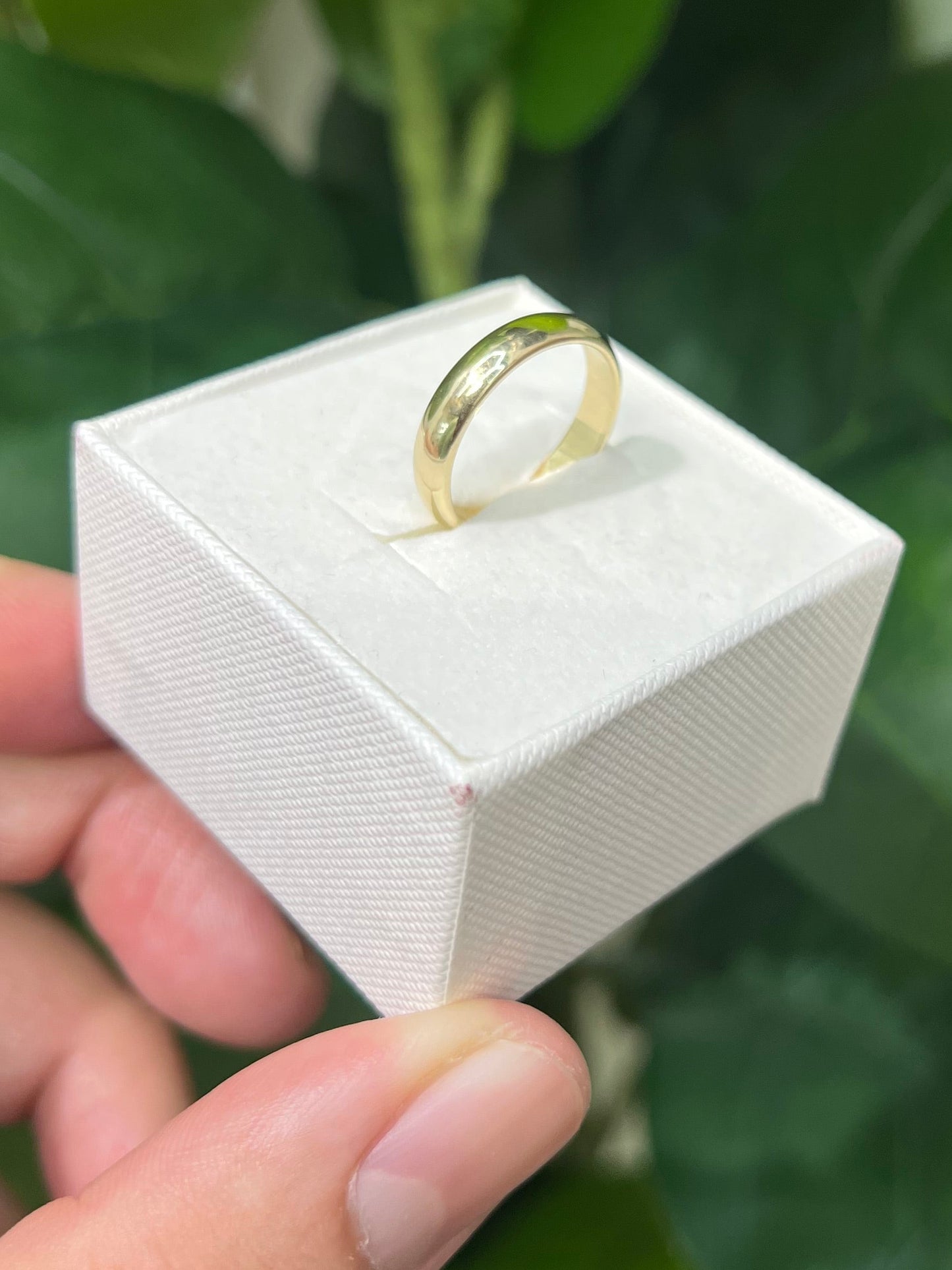 1392- NEW 14K Wedding Ring Band (4mm) W.G