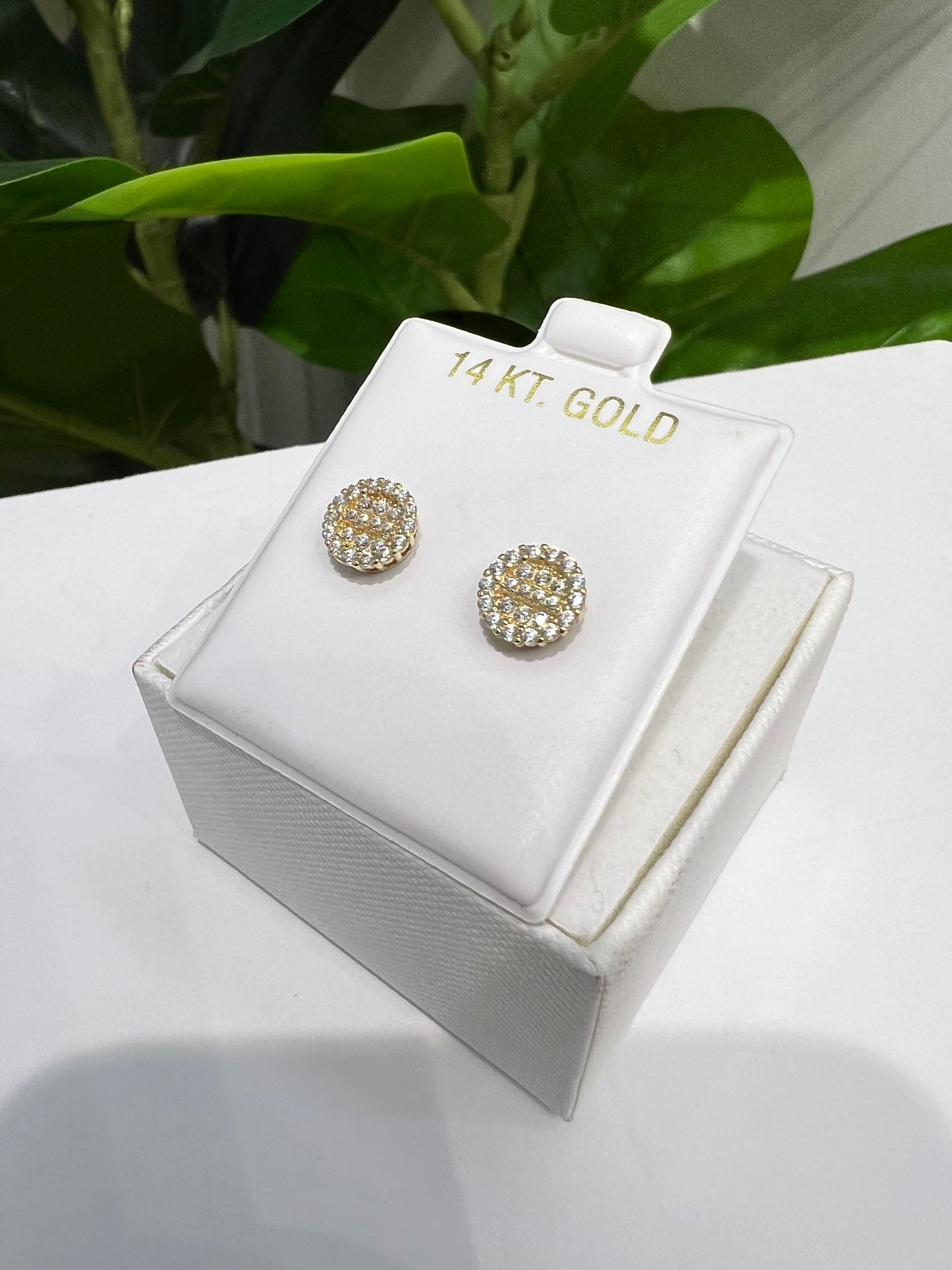 1363- NEW 14K Round Full Cz Stud Earring (8.2mm) W.G