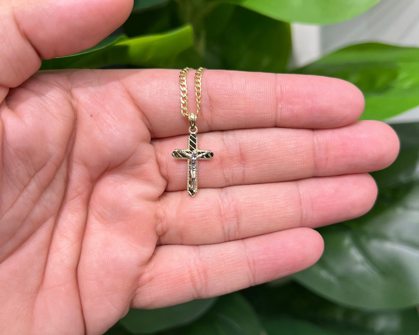 1279- NEW 10K Crucifix Pendant W.G