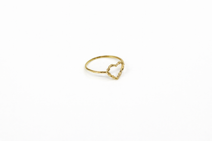 1495- NEW 14K Thin Lightweight Heart Ring W.G