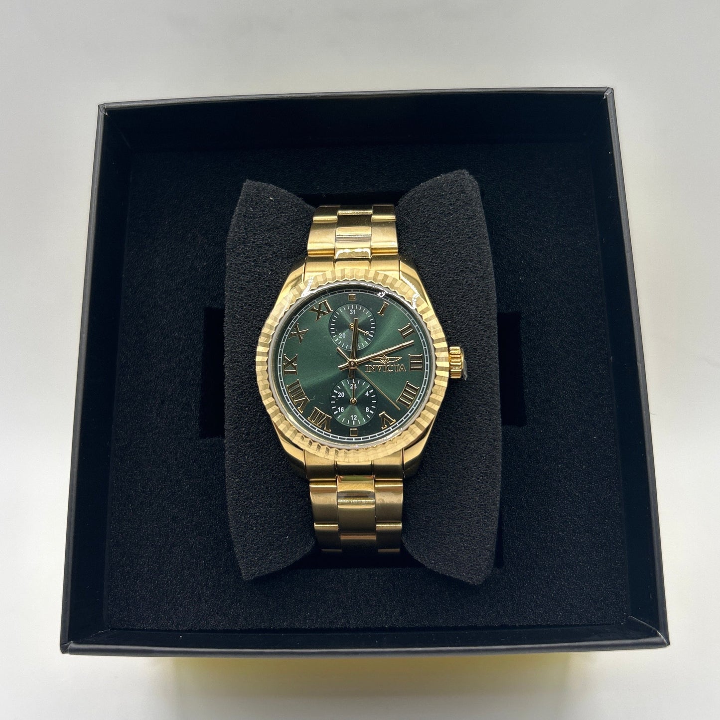 R27- NEW Green/Gold Women’s Watch - 35mm (W.G)