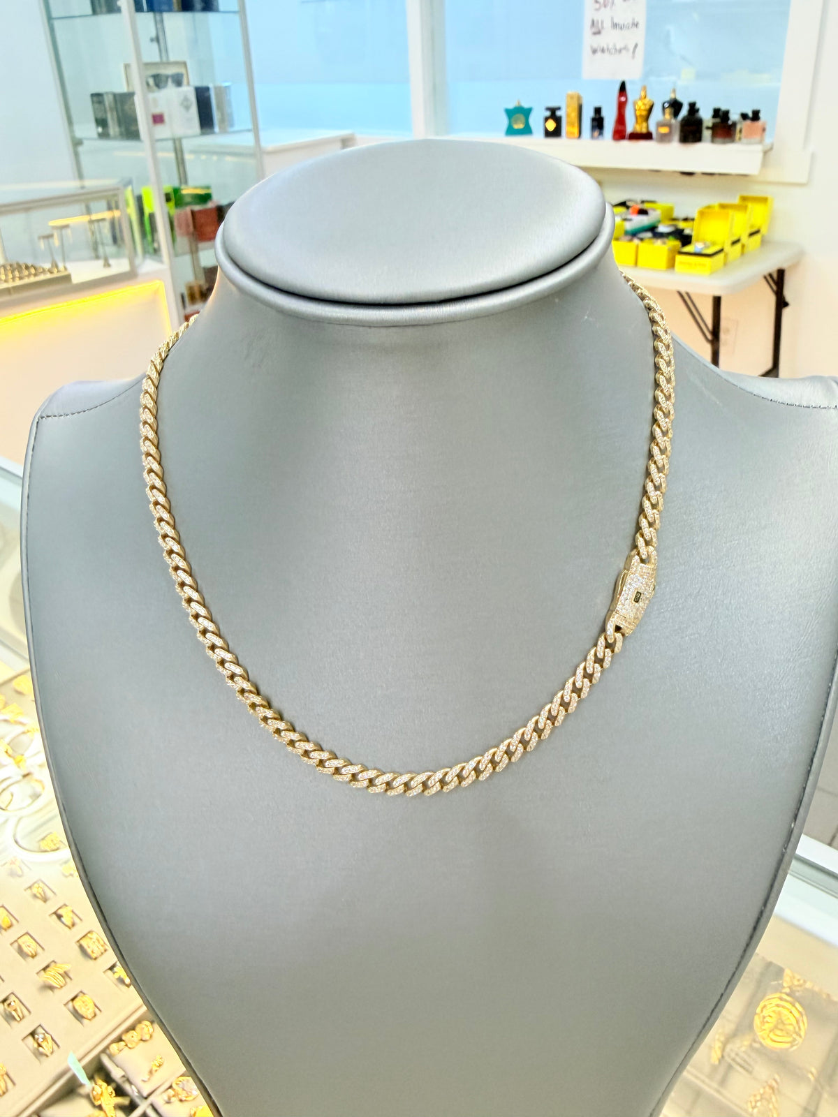 1748- NEW 14K Hollow Cuban Monaci Chain w/ Zirconia 16” (5mm) W.G