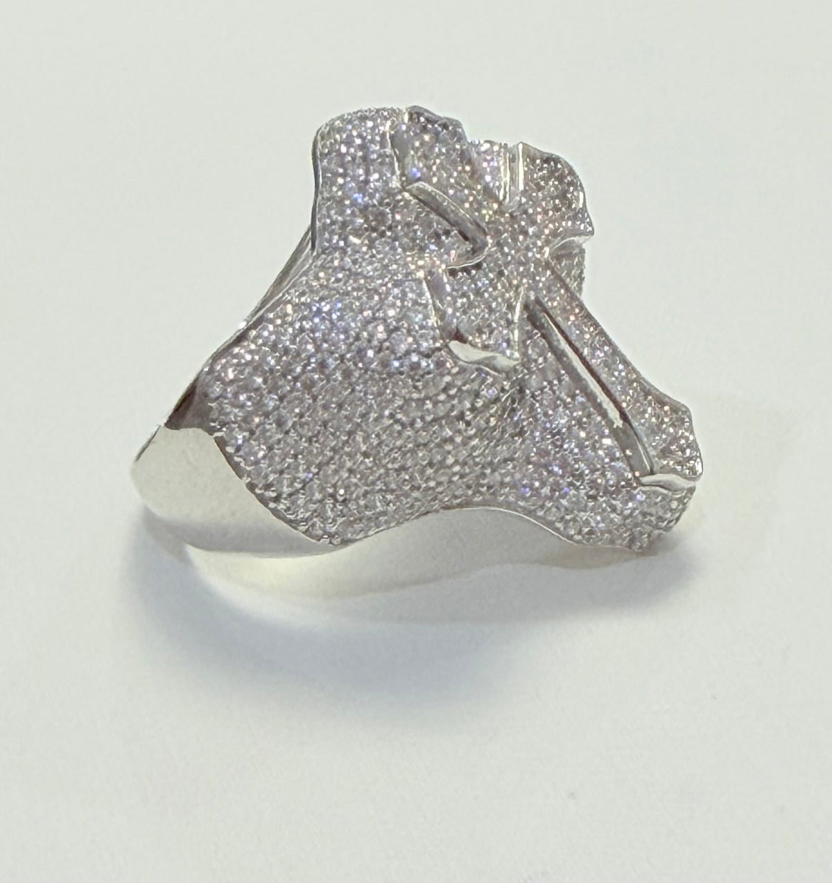 S399- .925 Sterling Silver Cross Clear CZ Studded Top 30mm Ring W.G