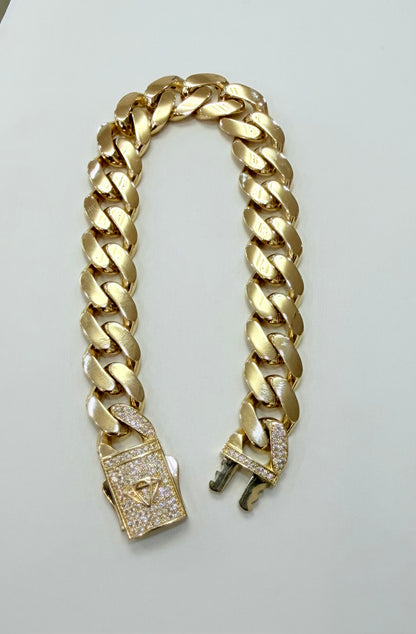 1803- NEW 14K Hollow Cuban Link Bracelet 8.5” (13mm) W.G