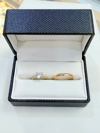 1127- NEW 14K Gold Solitaire Wedding Ring Set W.G