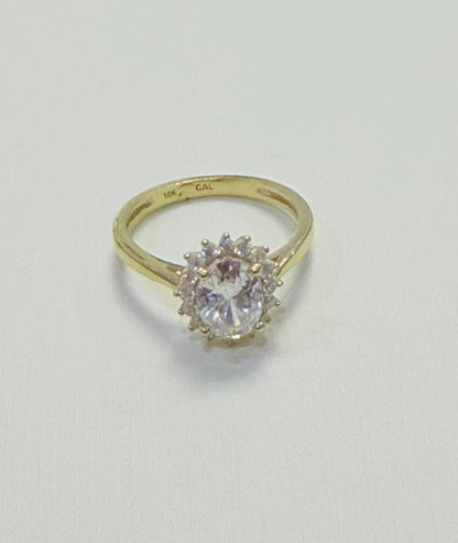 1735- NEW 10K Oval Engagement Women’s Ring W.G