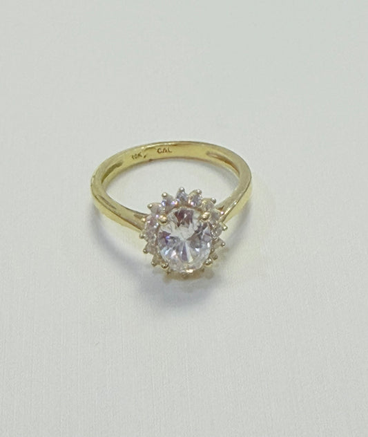1735- NEW 10K Oval Engagement Women’s Ring W.G