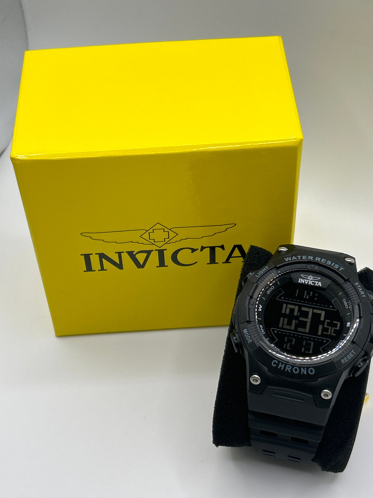 R21- NEW Black Invicta Men’s Watch- 52mm