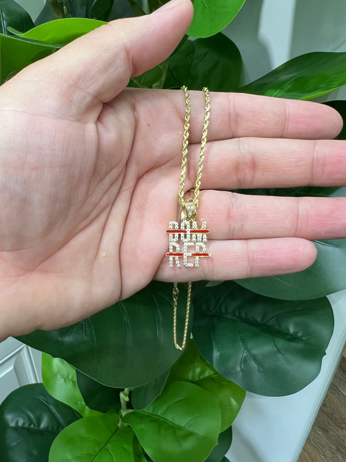 1191- NEW 14k Hollow Yellow Gold Rope Chain & Dom Rep Pendant Set (2mm)W.G