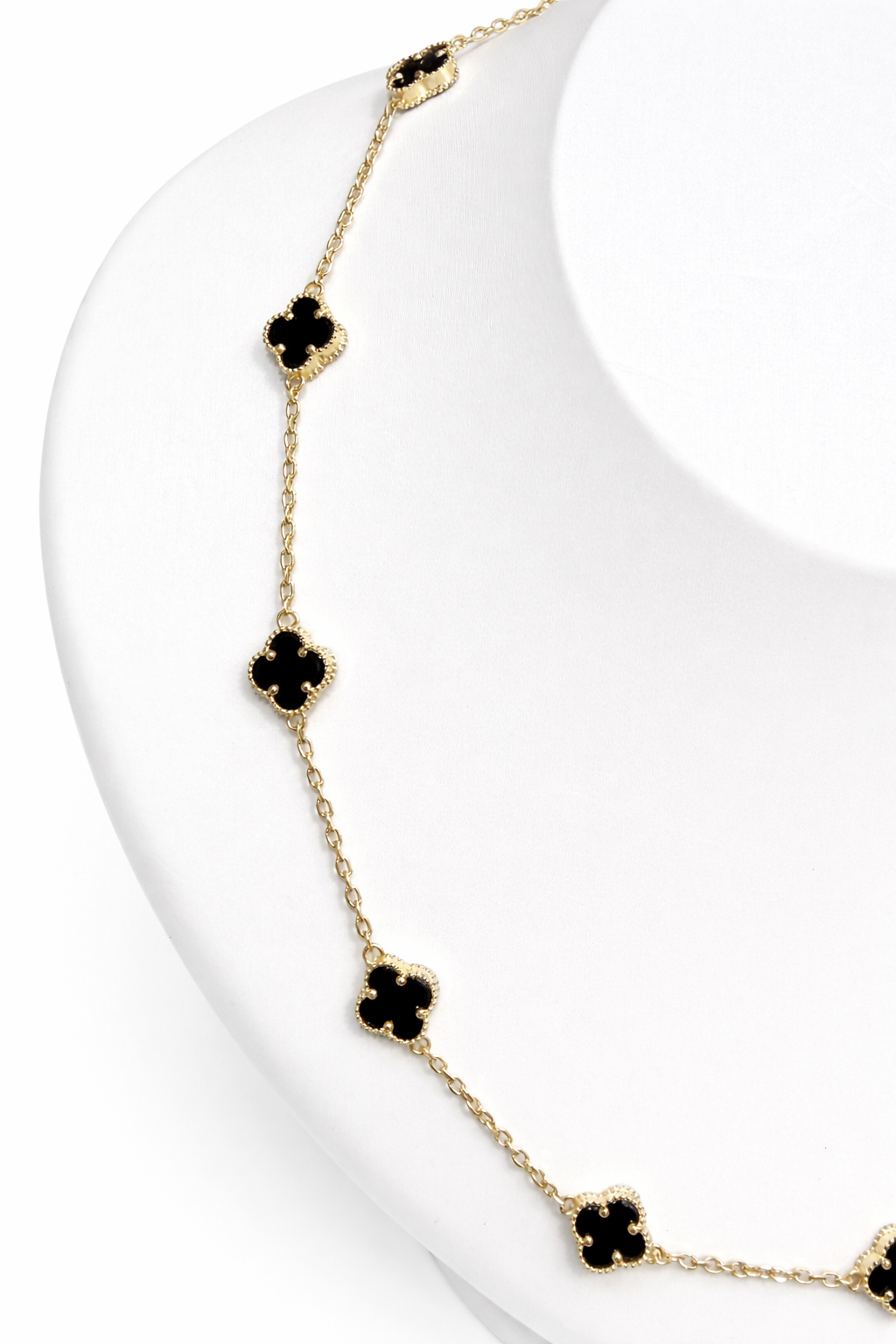 1611- NEW 14K Black Trebol Necklace 19"+ 1"Ext (8mm) W.G