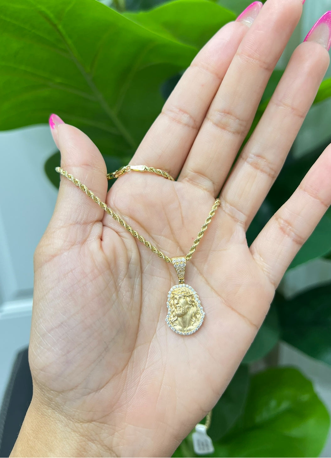 C40- NEW 14K Hollow Rope Chain 18” (2mm) & Jesus 3D Face Pendant Set W.G