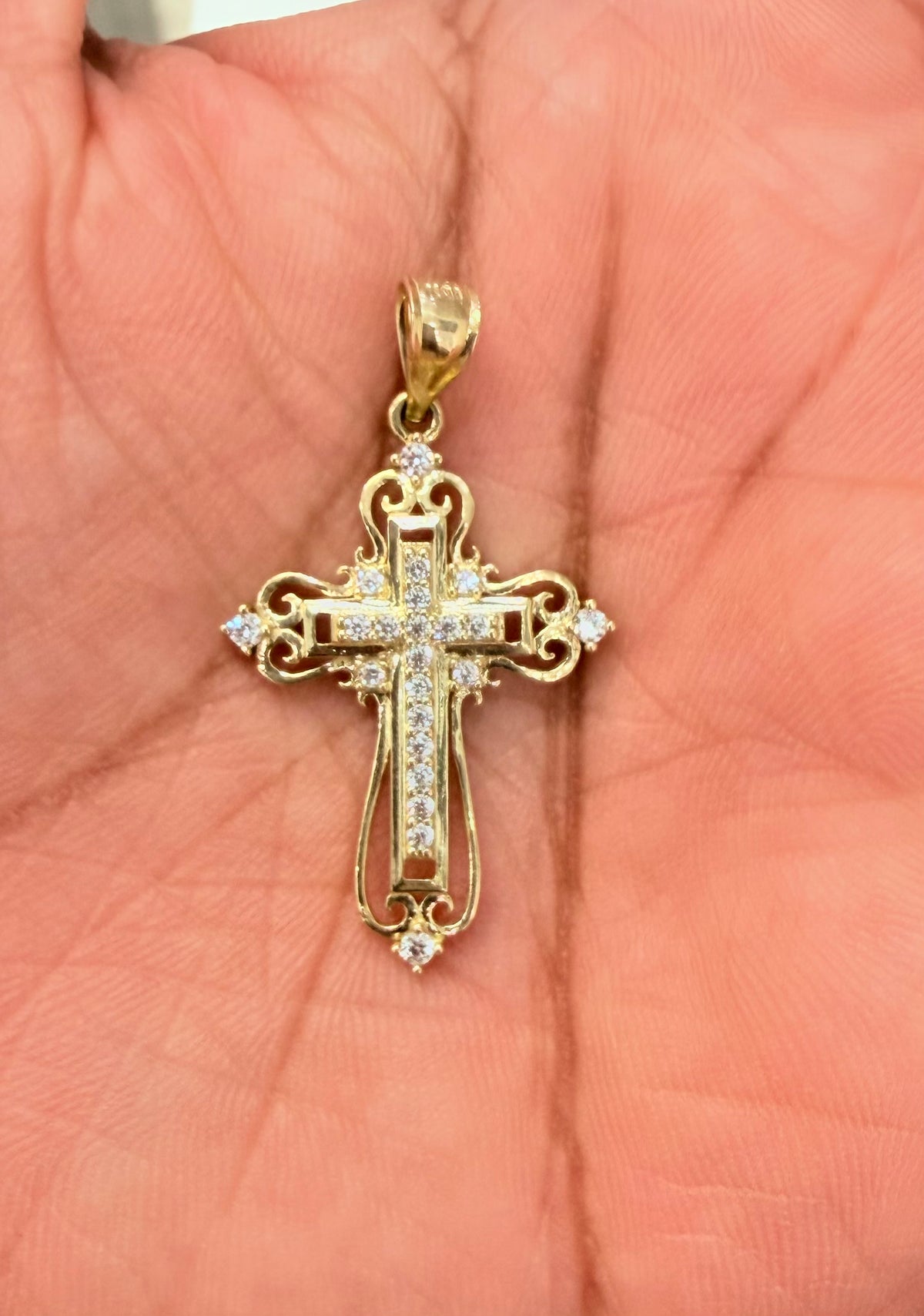 1728- NEW 10K Ornate Cross Cz Pendant W.G