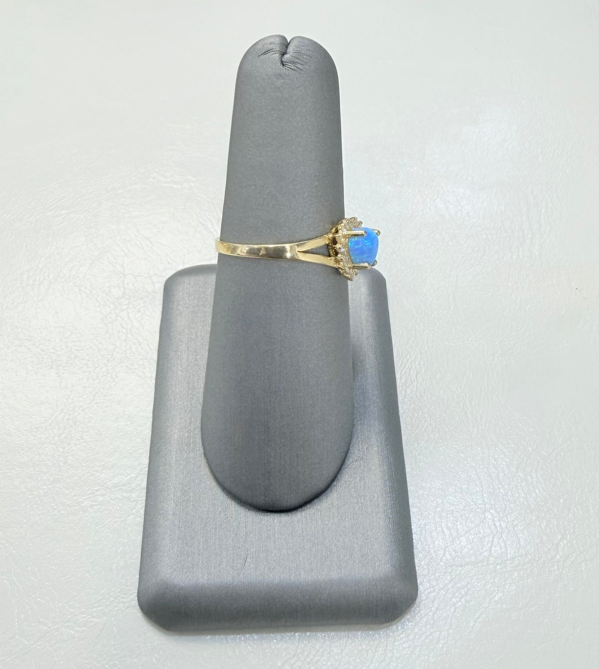 1814- NEW 14K Opal Gold Ring W.G