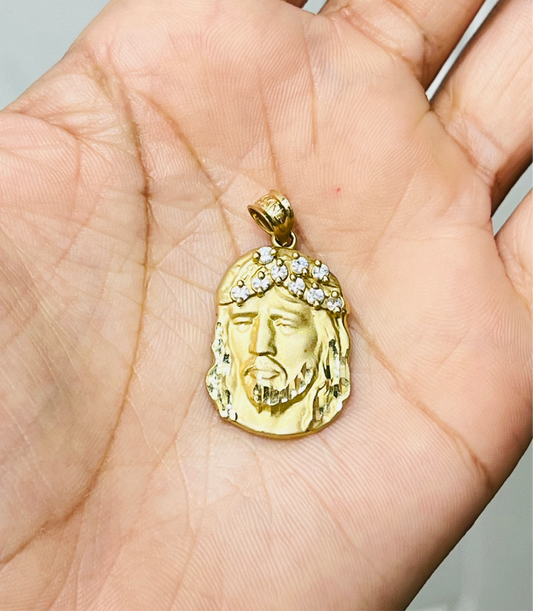 00195- Cara de Jesús en 3D en oro amarillo de 14 quilates “Religiosa”