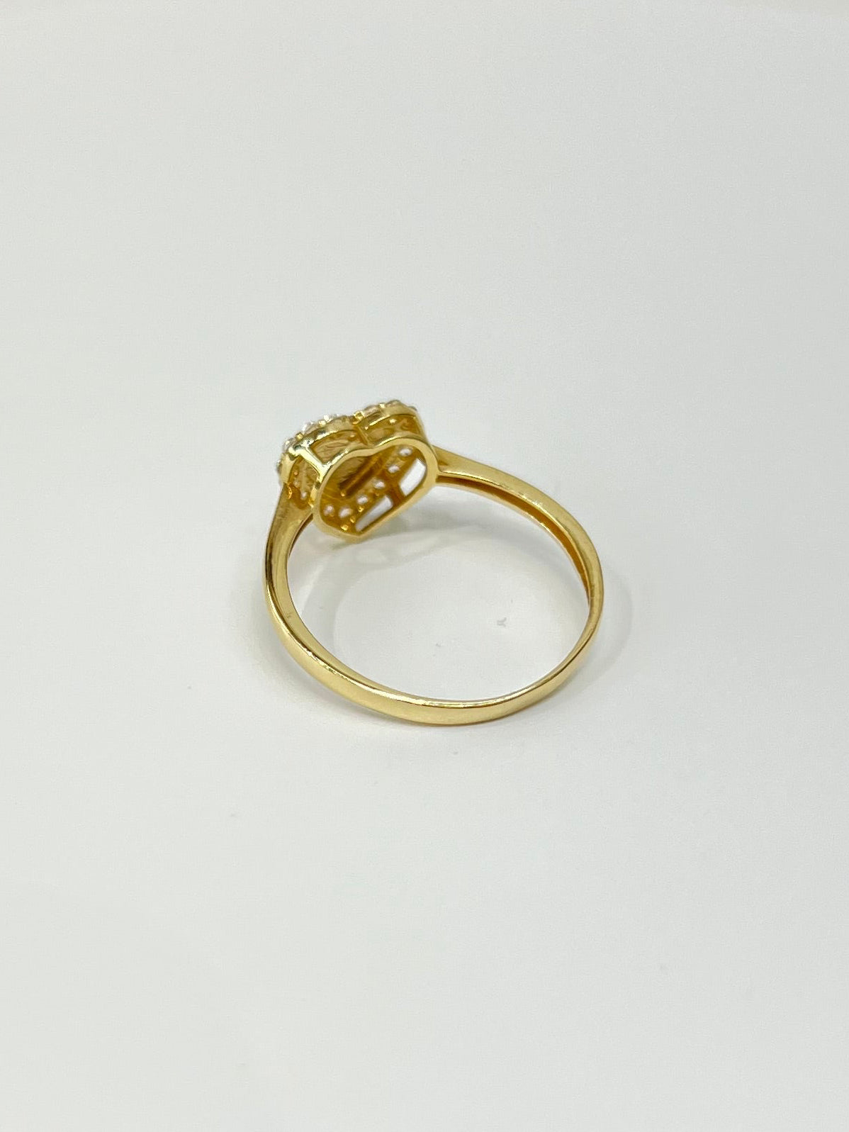 922- NEW 14K Heart Ring W.G