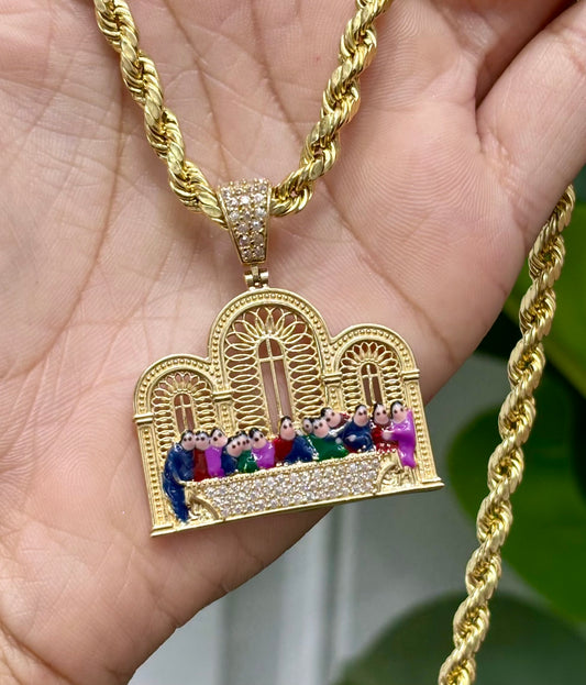 1044- NEW 14K The Last Supper Square Pendant W.G