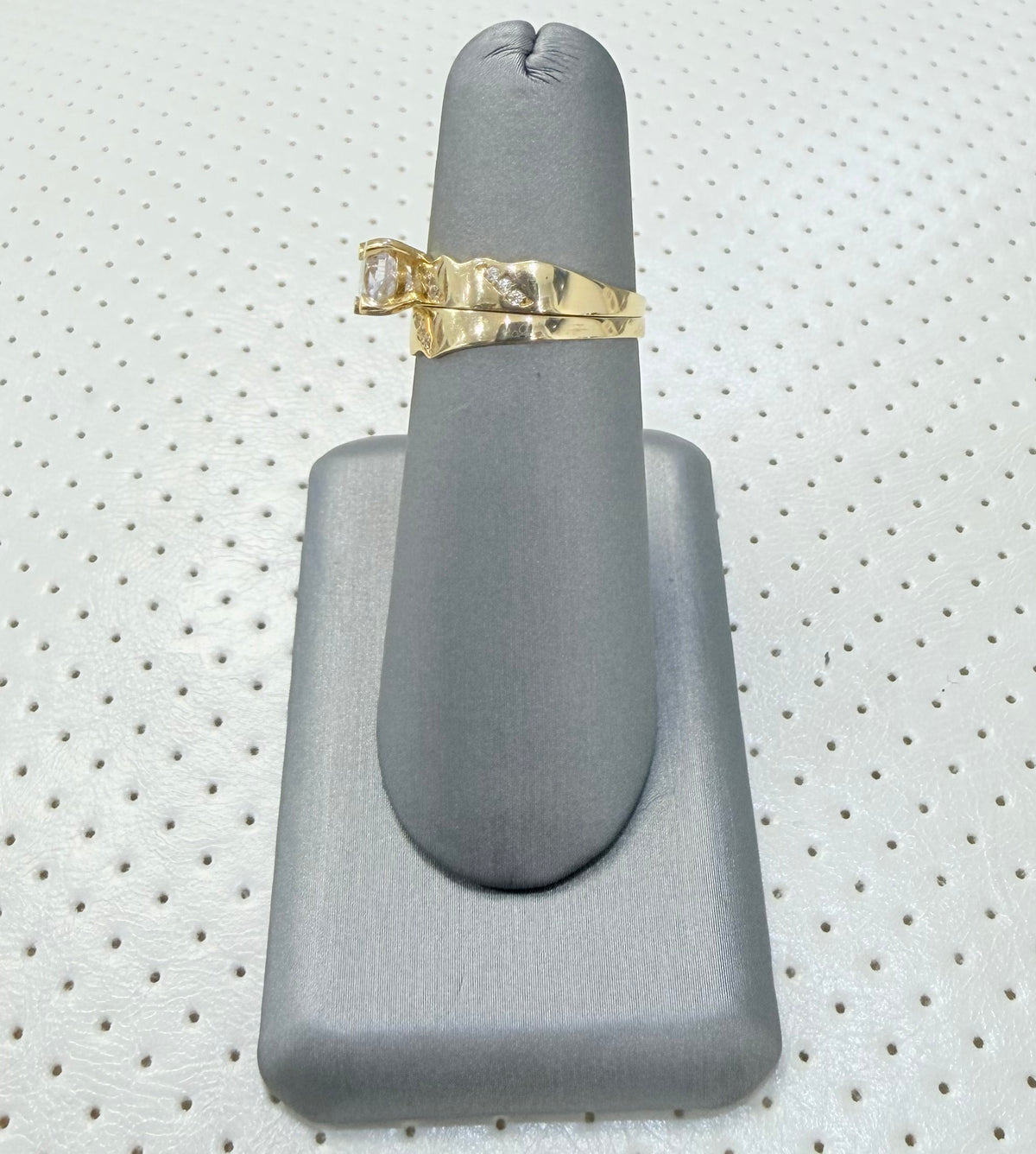 1817- NEW 14K Wedding Rings Set W.G