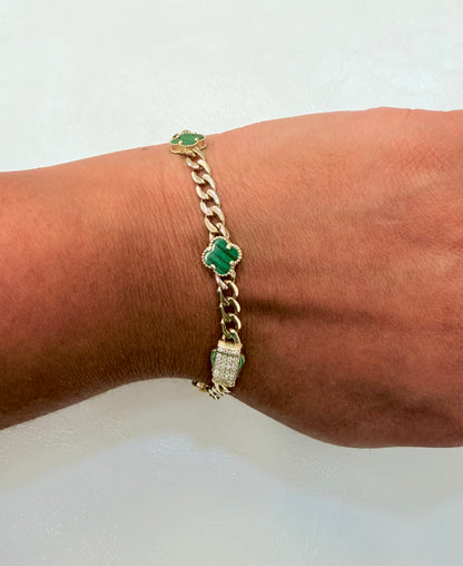 1813- NEW 14K Hollow Green Trebol Bracelet 7.5” (9.2mm) W.G