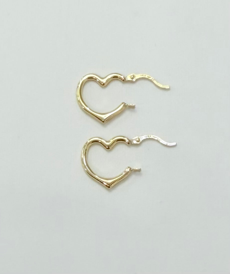 1788- NEW 14K Hollow Heart Hoop Earrings W.G