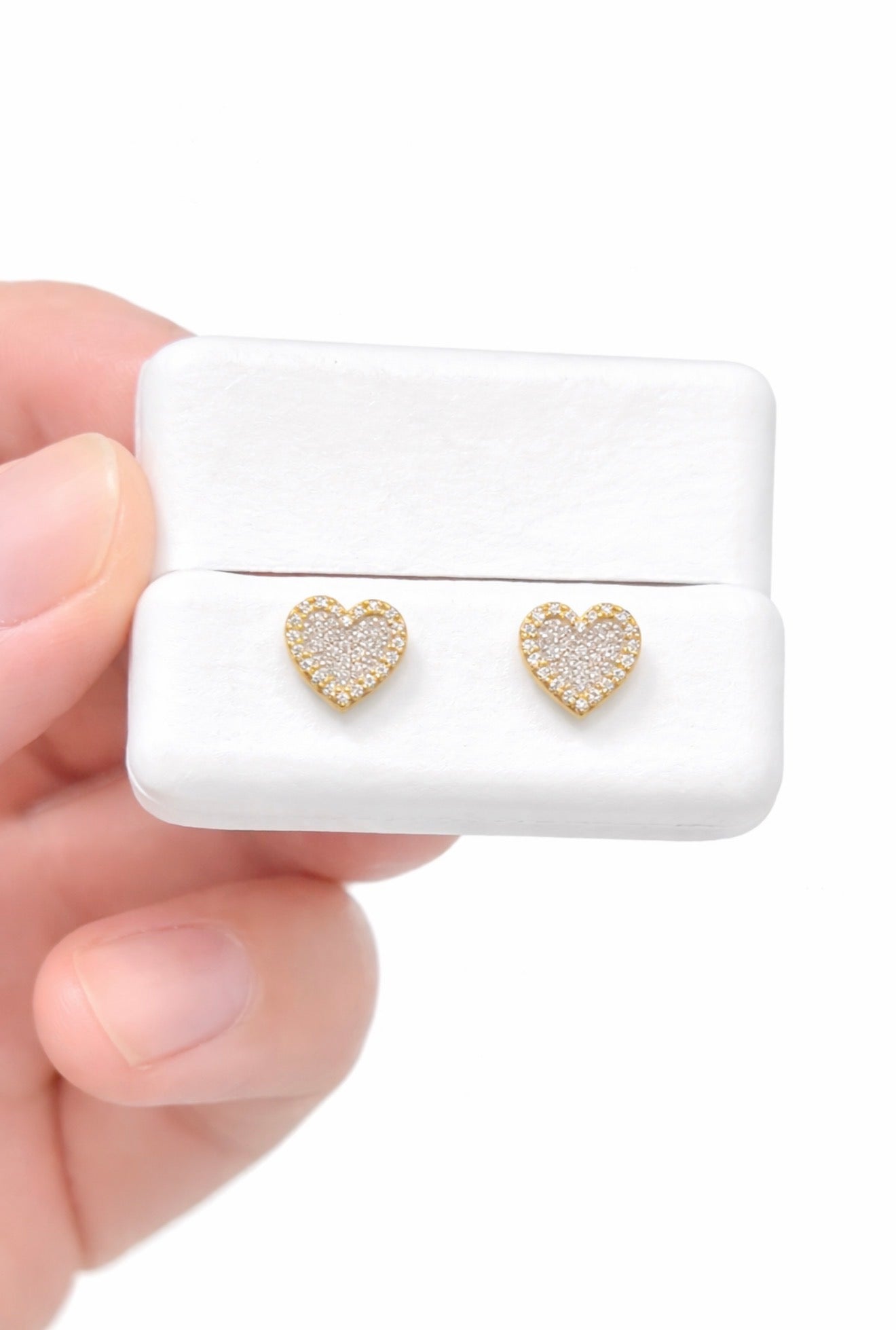 D9- NEW 10K Heart Shape Natural Diamonds 💎 Stud Earrings (0.34ct) W.G