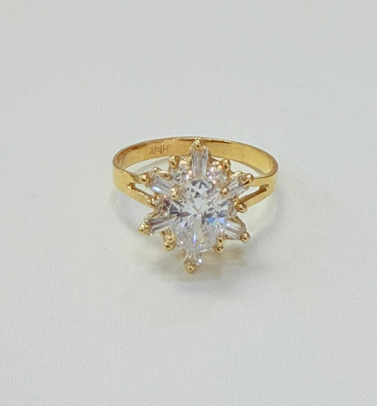 501- NEW 14K Gold Cubic Zirconia Star Ring W.G