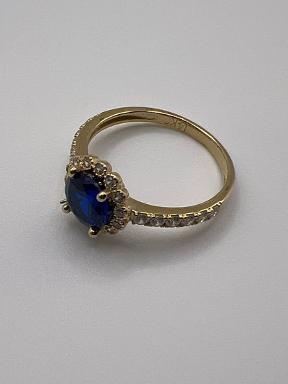 474- 14K Big Blue CZ Stone Ring Sz 8