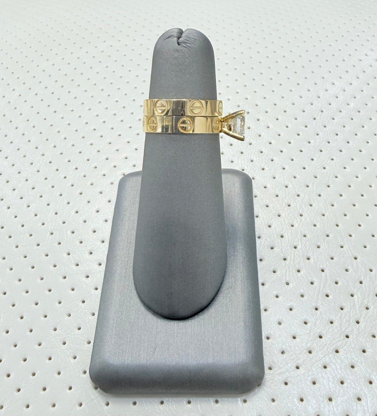 1818- NEW 14K Love Wedding Rings W.G
