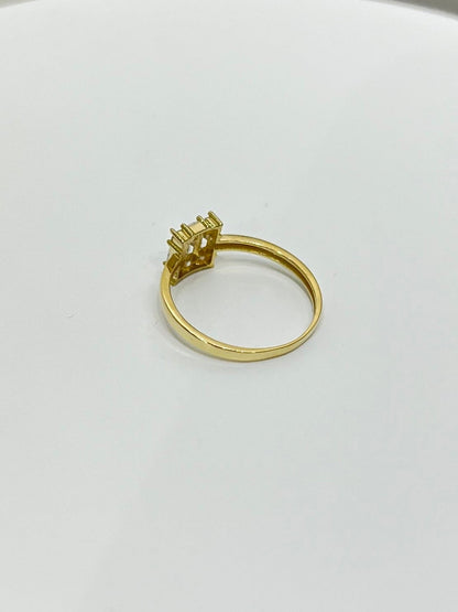1471- NEW 14K Square Shape Baguette Cut Ring W.G