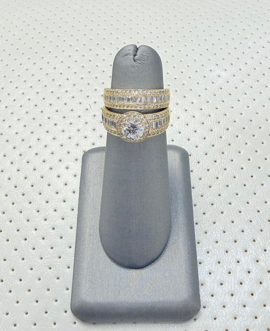 1827- NEW 10K Baguette Cut Wedding Ring W.G