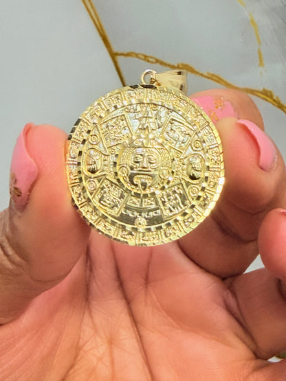 1726- NEW 10K Gold Aztec Mayan Calendar Pendant (2.86mm)