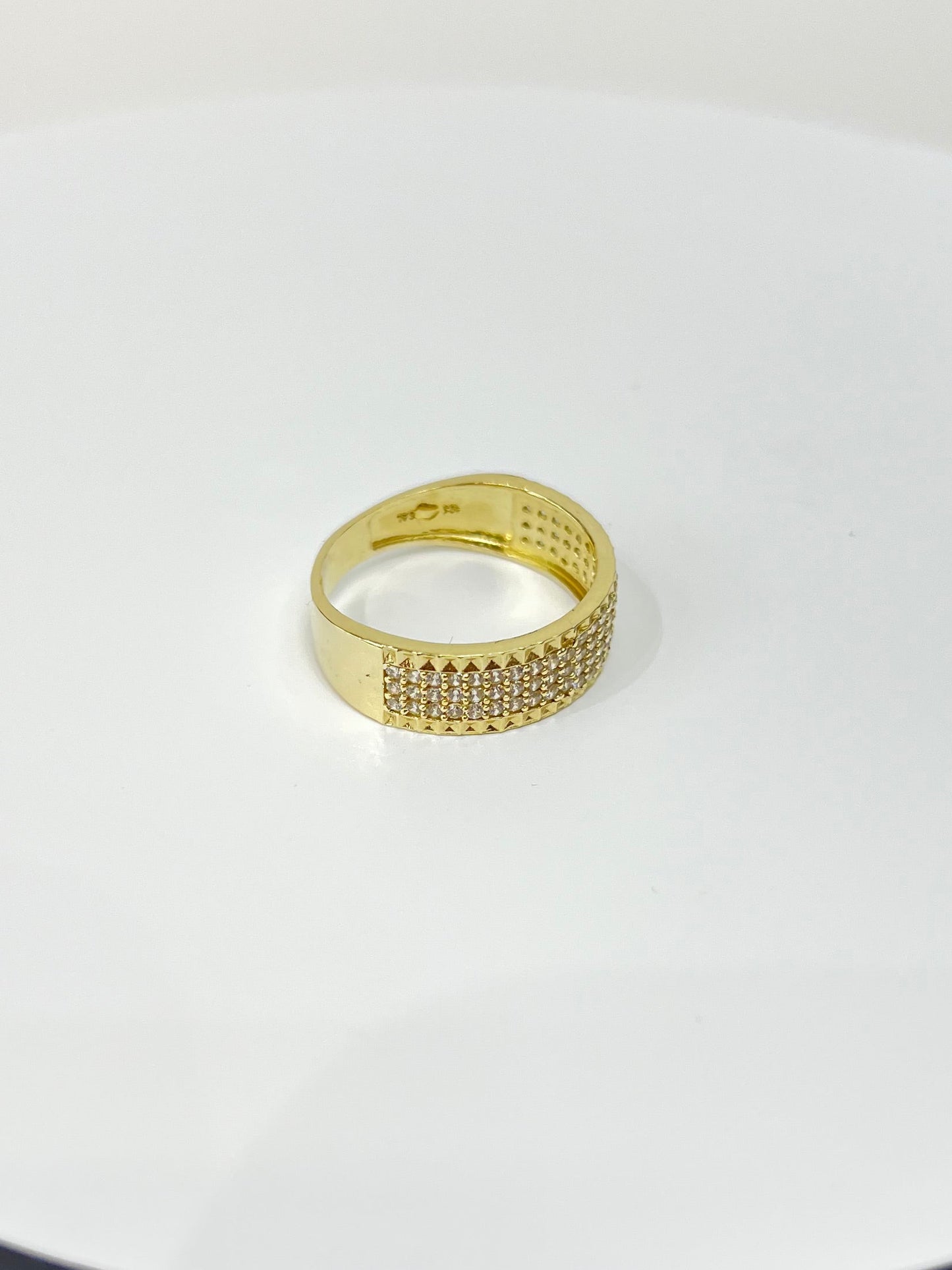 1378- NEW 10K Full Cz Gold Band Ring W.G