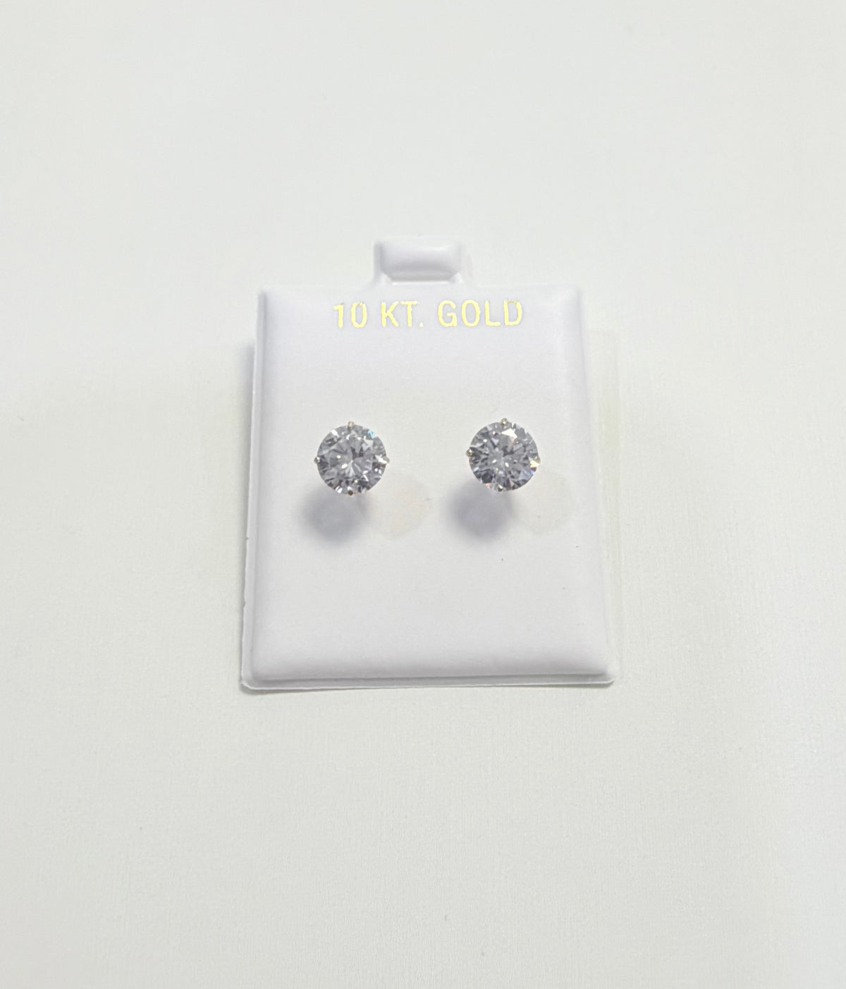 1687- NEW 10K Cubic Zirconia Gold Stud Earrings (7mm) W.G