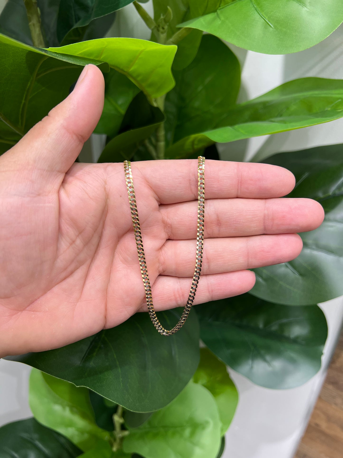 1322- NEW 10K Solid Cuban Curb Chain 16” (3.7mm) W.G