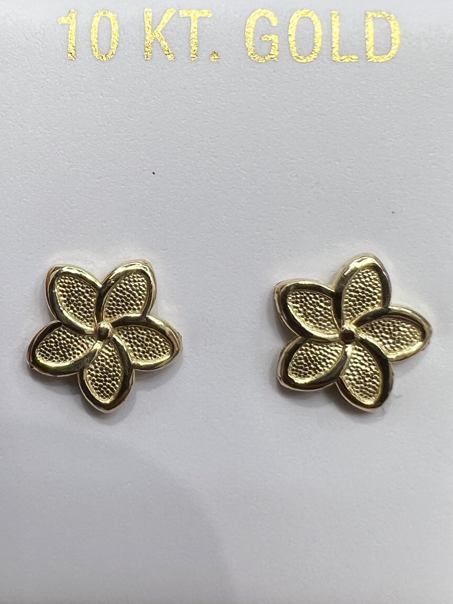 1669- NEW 10K Gold Flower Stud Earrings (10mm) W.G