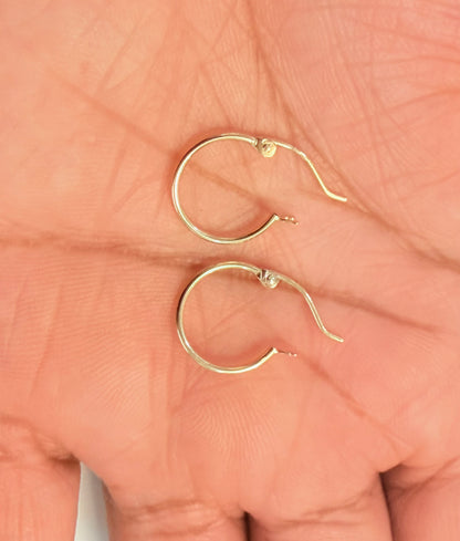 1689- NEW 14K Gold 1mm Tube Hoop Earrings W.G