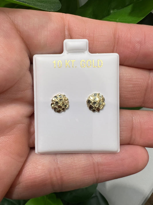 1670- NEW 10K Round Nugget Stud Earrings (8mm) W.G