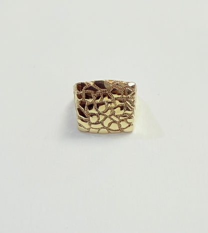 1697- NEW 10K Square Nugget Men Ring W.G