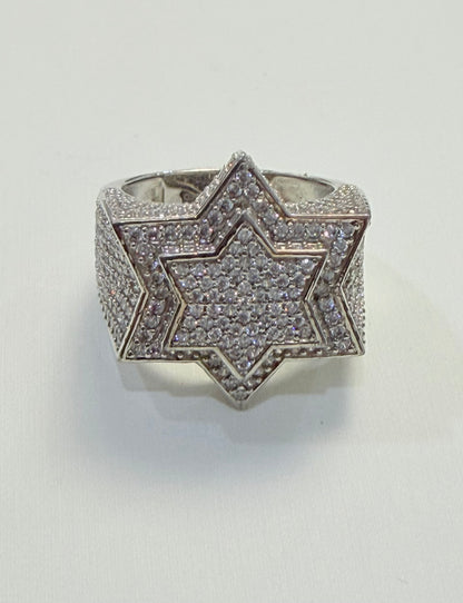 S396- 925 Sterling Silver Star CZ Ring W.G
