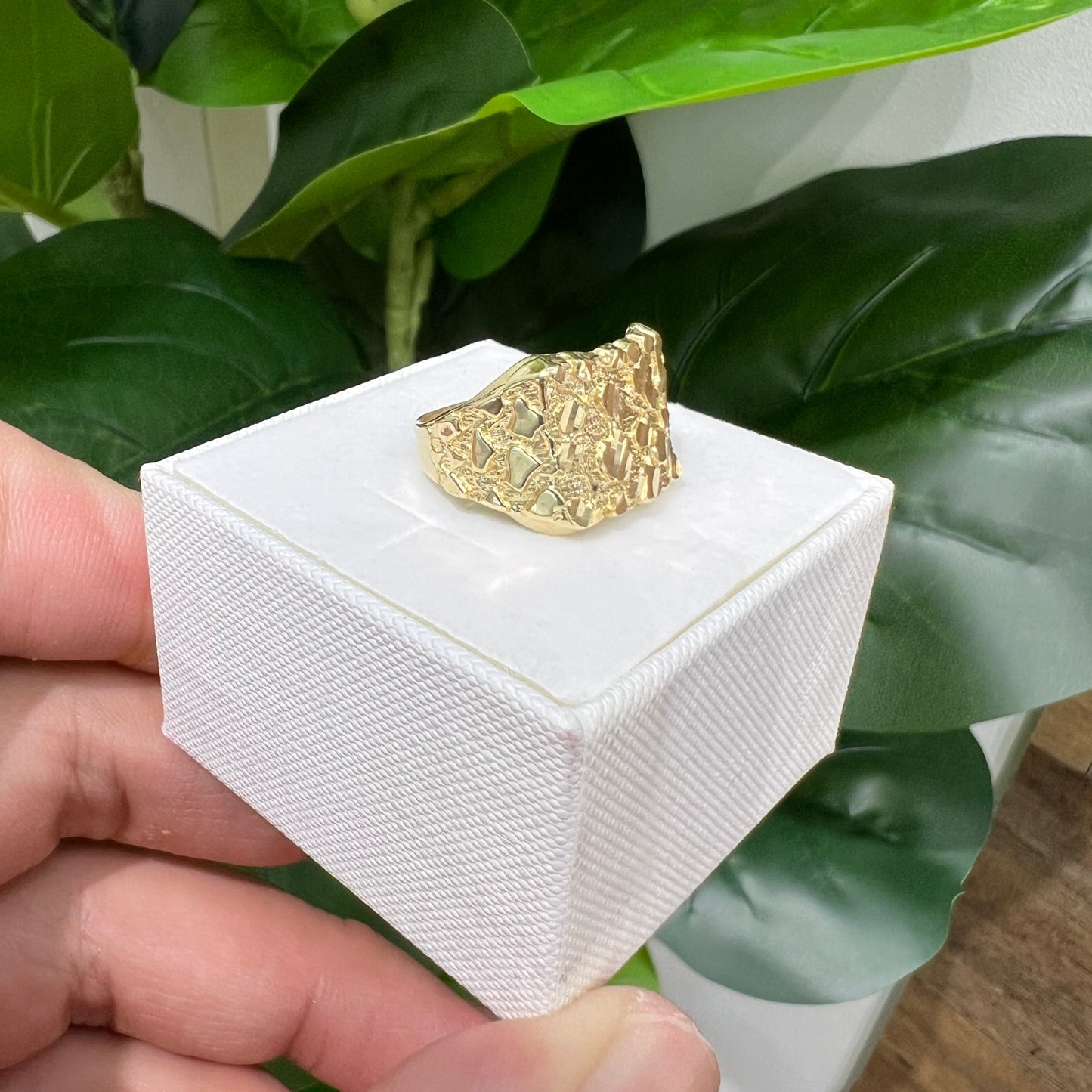 1197- NEW 14K Full Nugget Men's Ring W.G