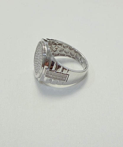 S1141- .925 Sterling Silver Ice Out Round Men’s Ring W.G