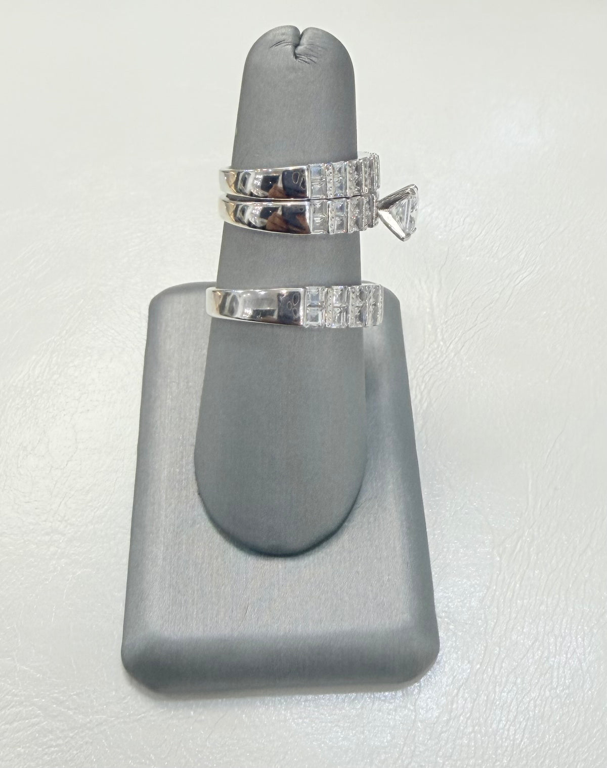 s1136- .925 Sterling Silver Wedding Ring Set W/ Square Cz Stone W.G