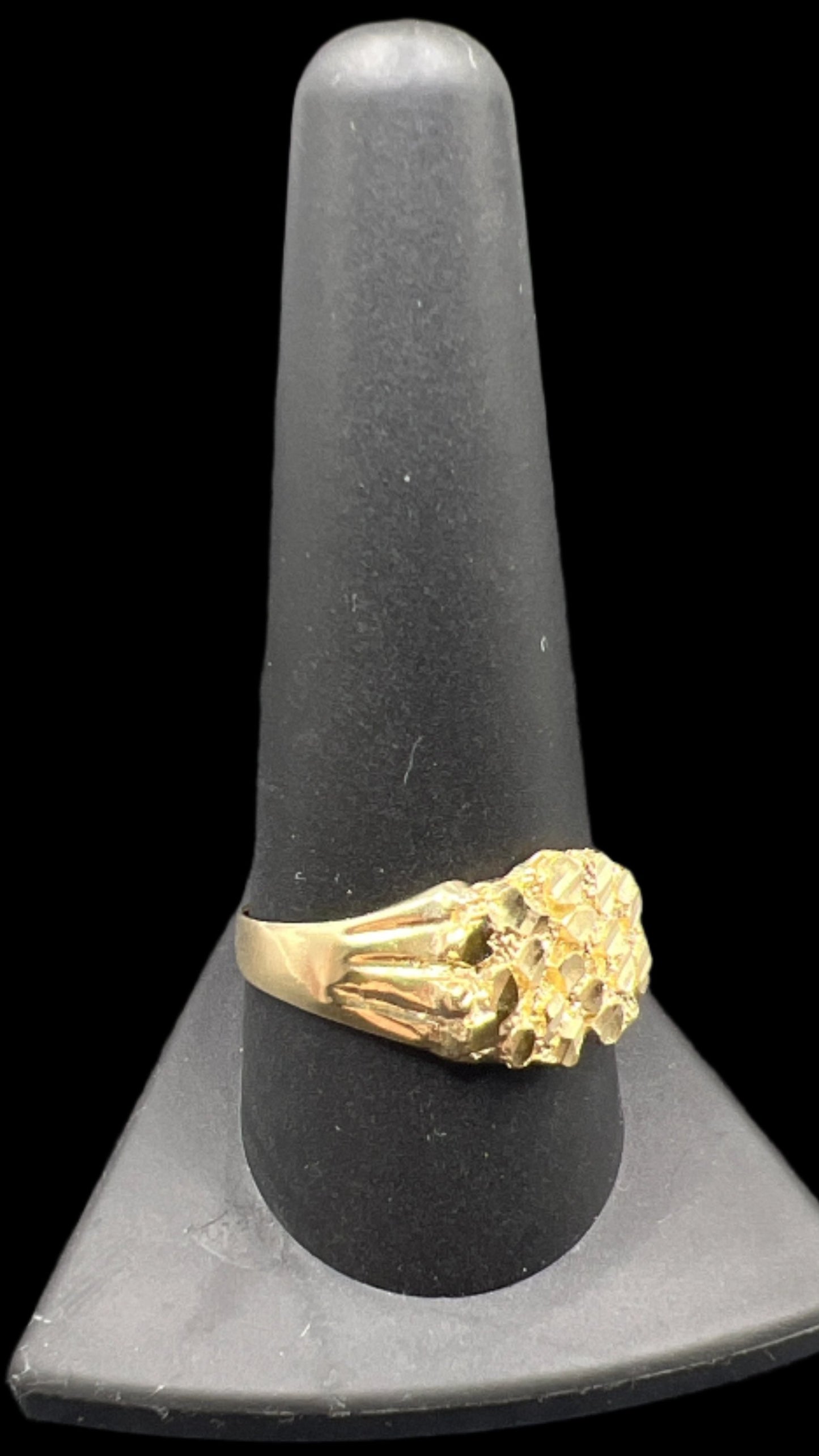 343- 14K Men Large Nugget Ring Sz 11