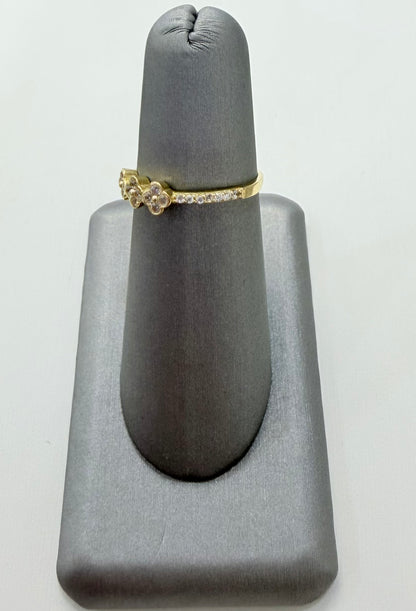 1836- NEW 14K Flower Cz Ring W.G