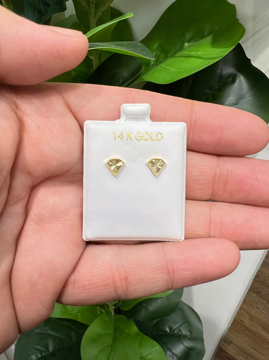 1046- NEW 14K Diamond Shape Stud Earrings (7.1 mm) W.G