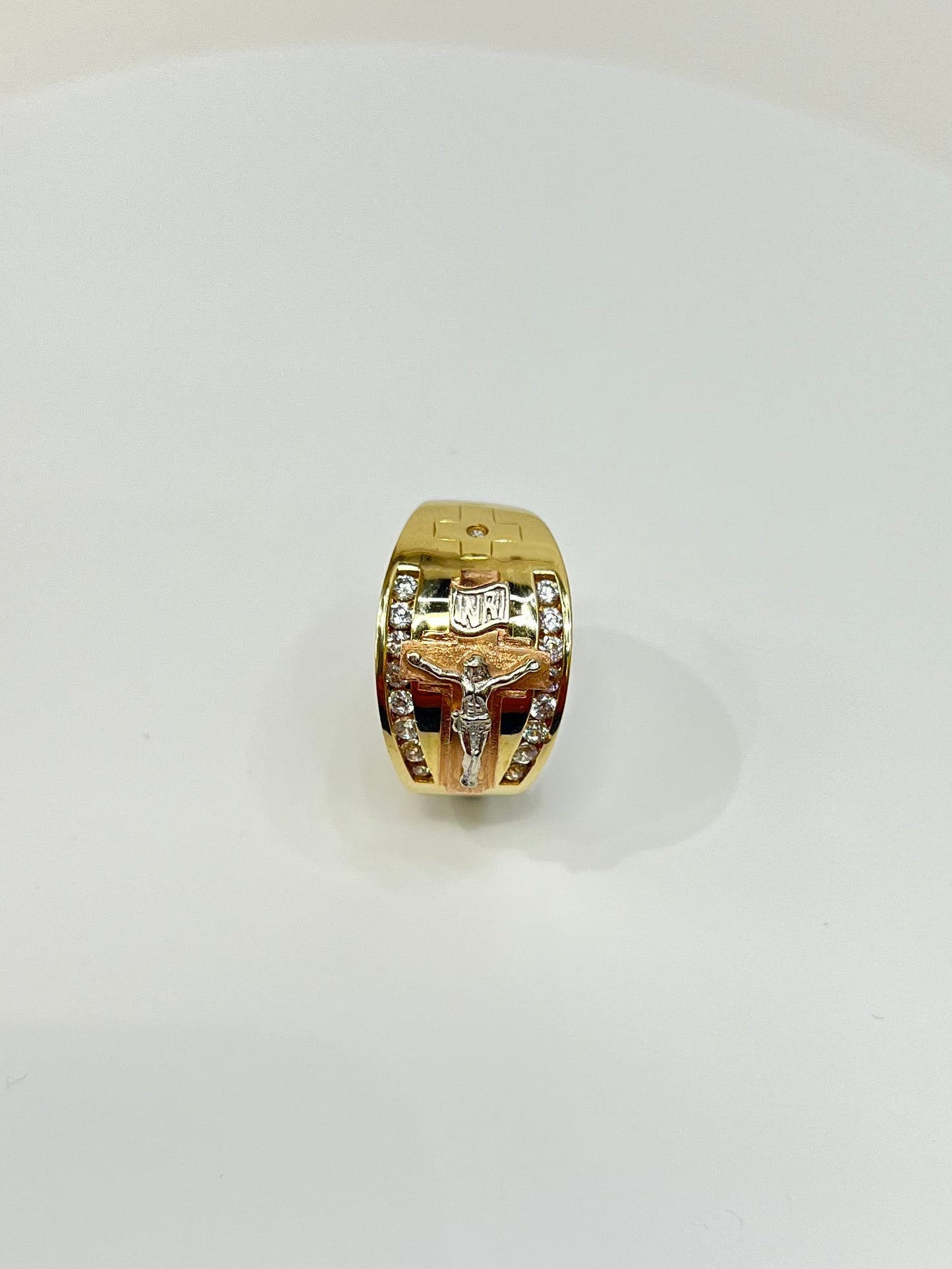 1262- NEW 14K Tri- Tone Crucifix Gold Ring W.G