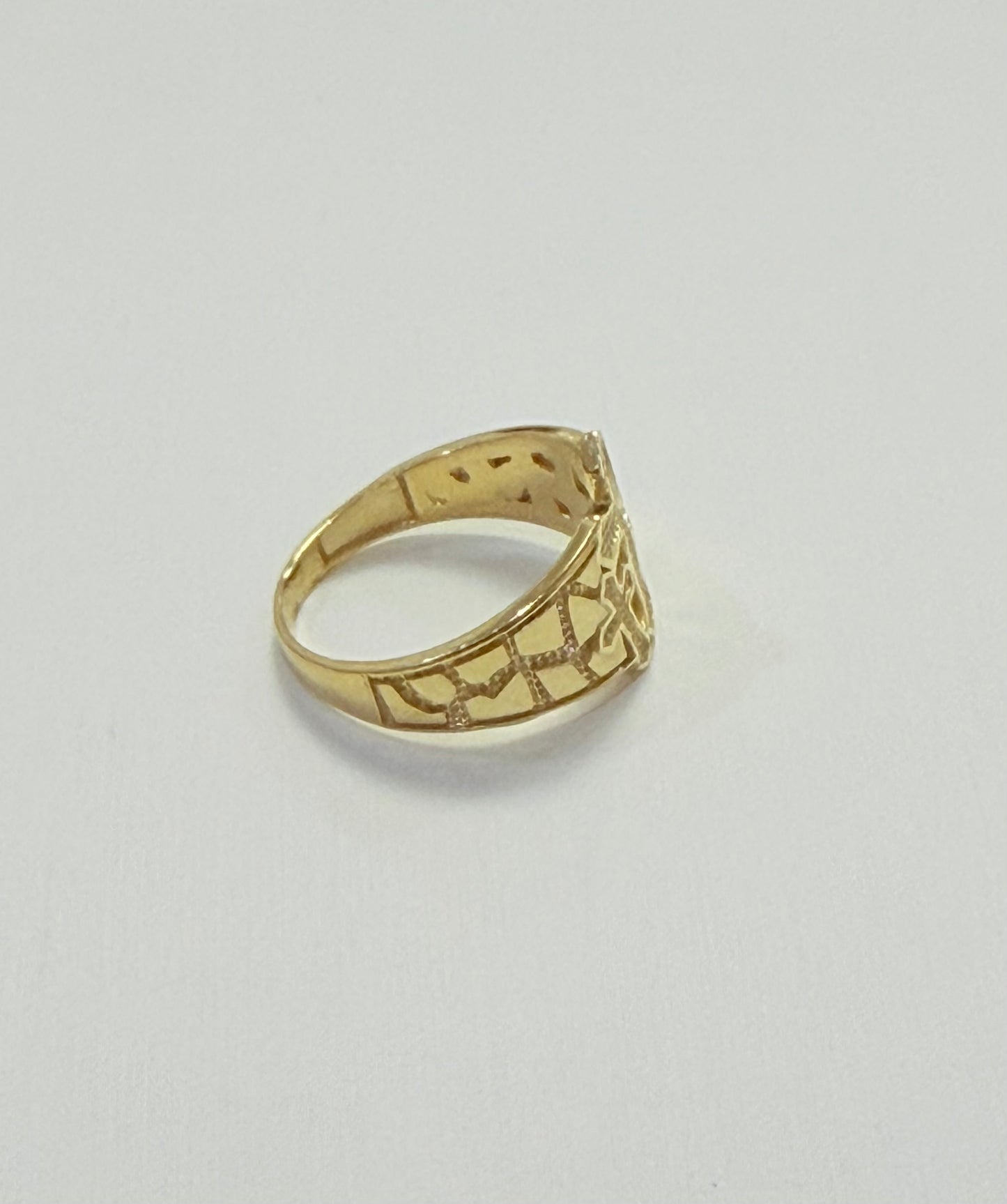 1702- NEW 10K Triple Cross Nugget Ring W.G