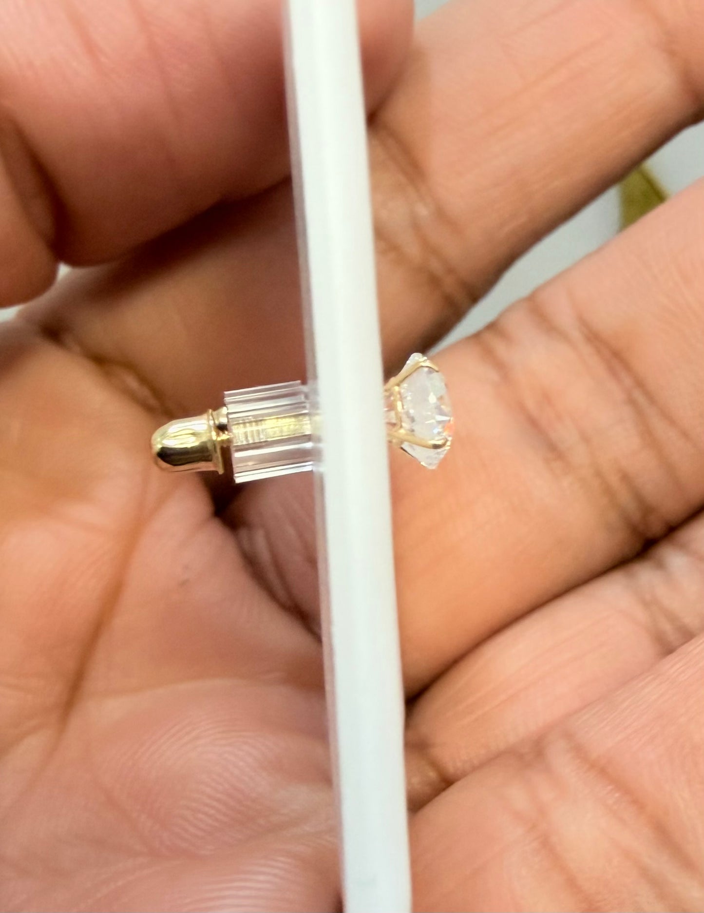1692- NEW 14K Cubic Zirconia Stud Earrings (5mm) W.G