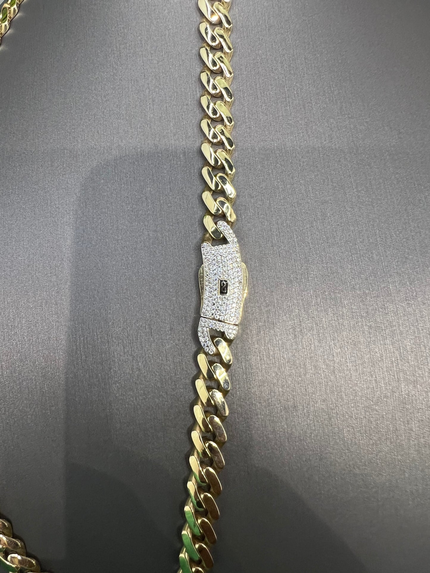 1606- NEW 14K Hollow Cuban Monaci Chain 18" (8mm)W.G