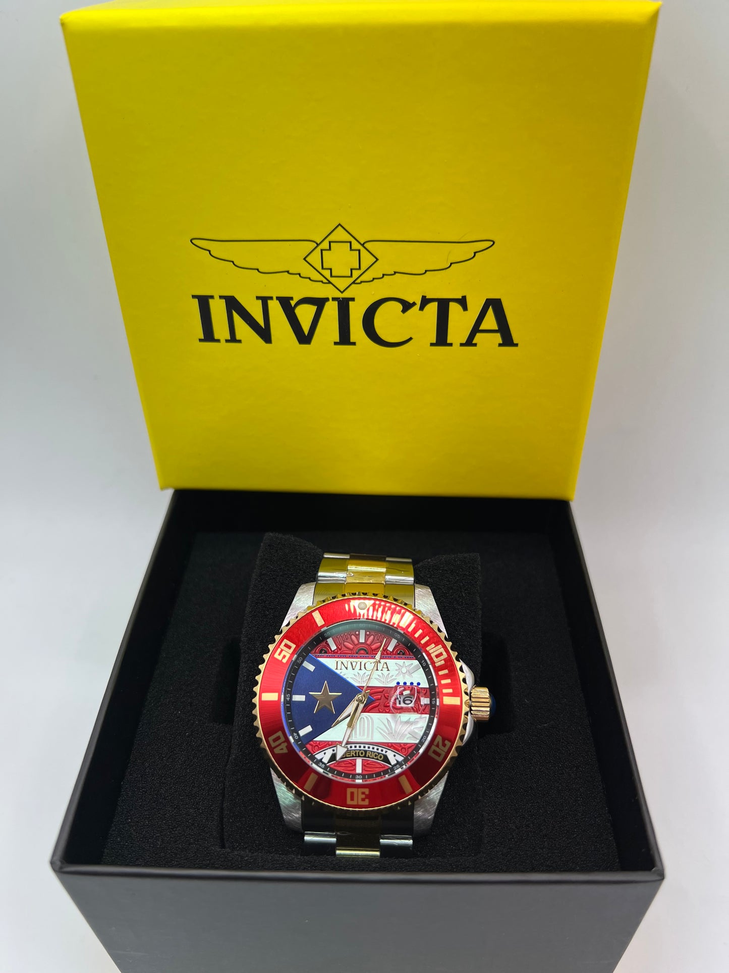 R50- Invicta Puerto Rico Flag Men's Watch 44mm Silver & Gold