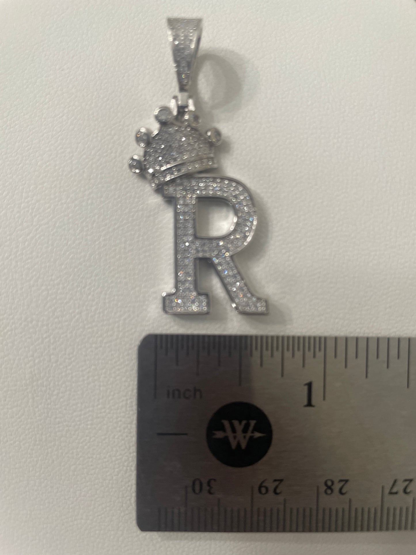 S726- Letter R Bright Pendant